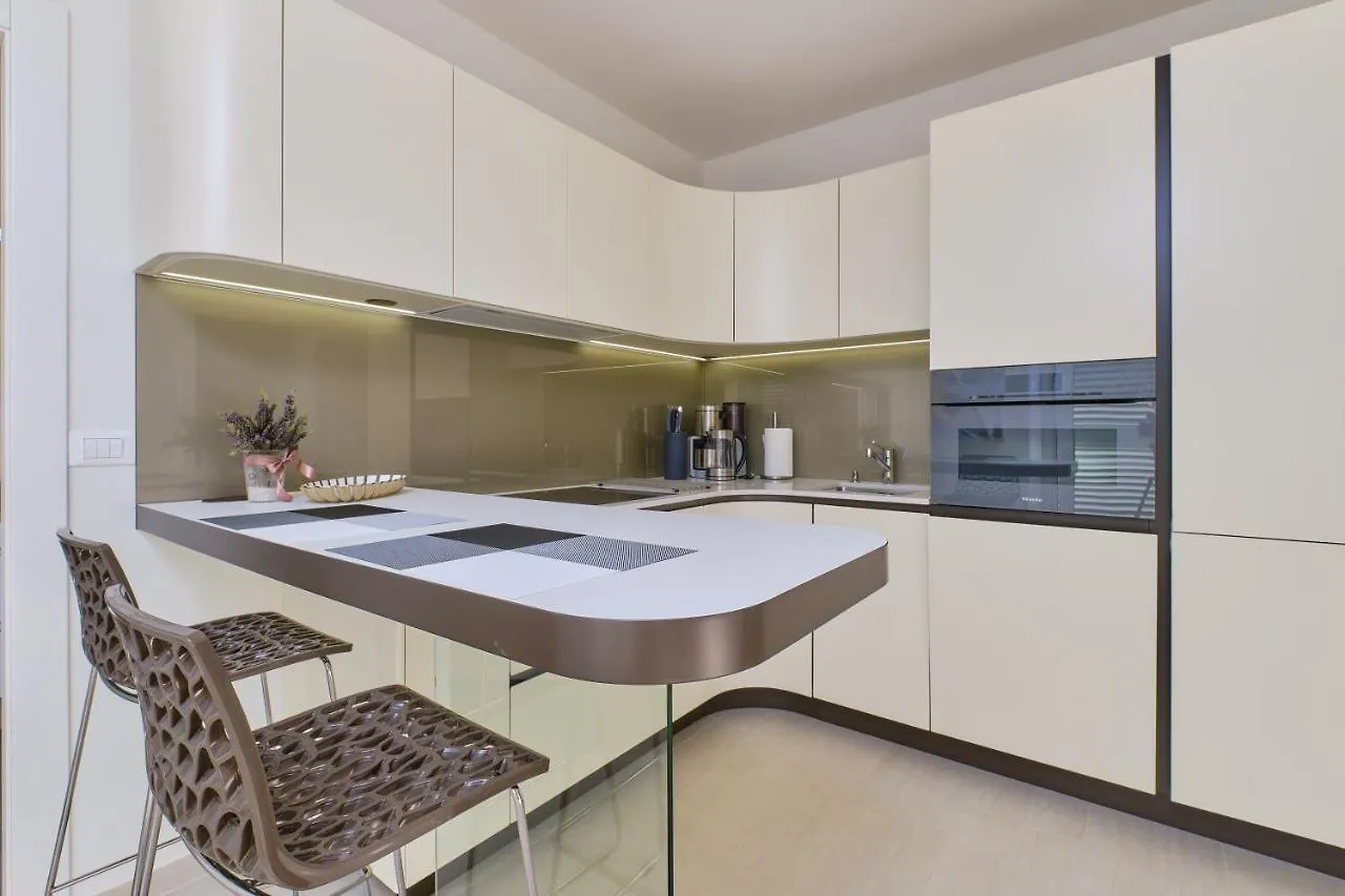 Exclusive Apartments Milahomes By The Sea, Boot Mooring And Private Parking Mali Lošinj